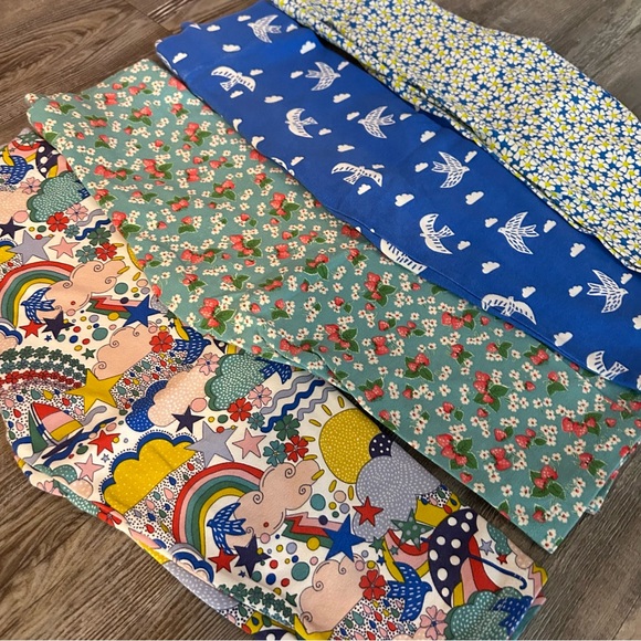 Mini Boden Cropped Print Leggings Size 6-7 - Picture 2 of 3